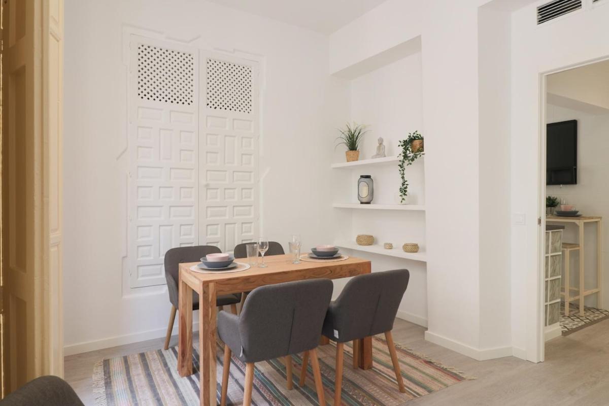 C93 - Trendy Two Bedrooms In Ollerias Màlaga Exteriér fotografie