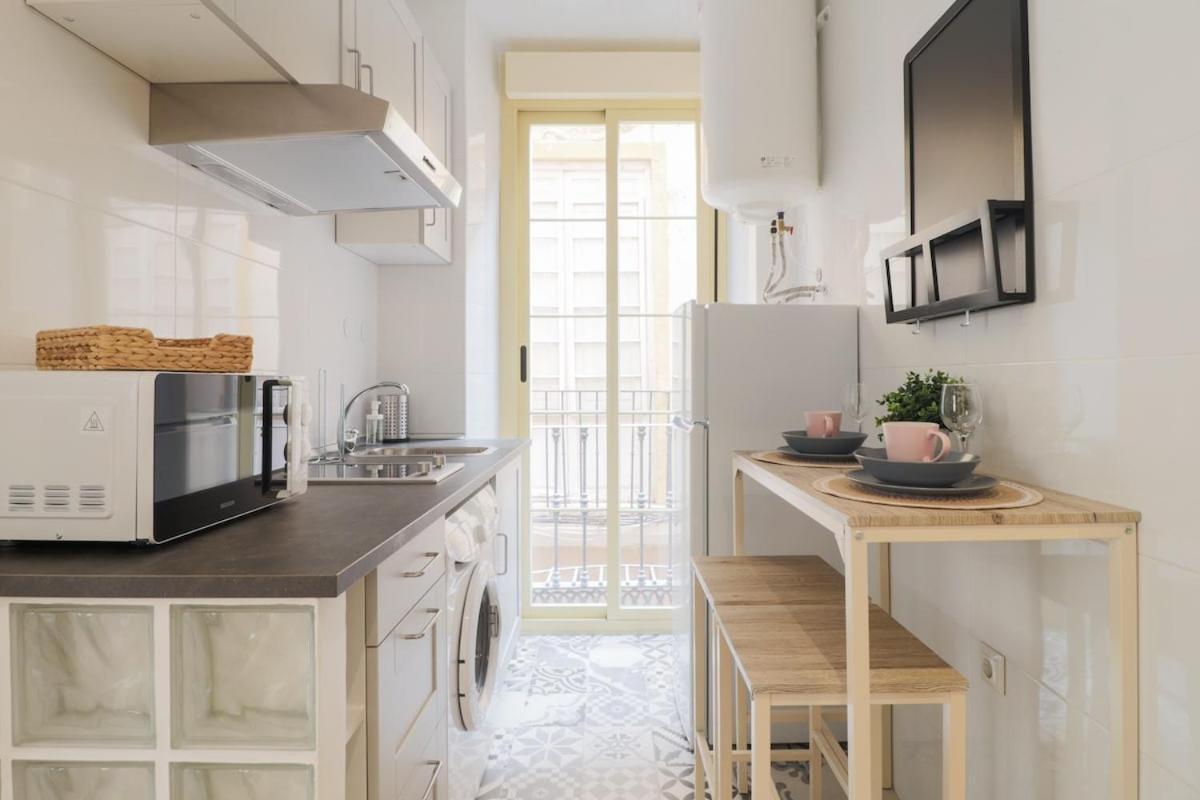 C93 - Trendy Two Bedrooms In Ollerias Màlaga Exteriér fotografie